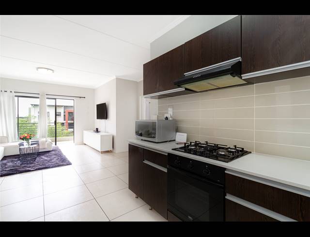 2 BEDROOM APARTMENT FOR SALE IN FOURWAYS
